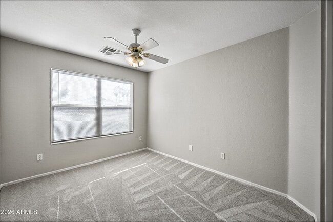 Building Photo - 625 S Heritage Dr