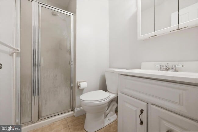 Building Photo - 34 Kelmar Ave