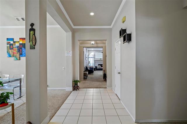 Building Photo - 7812 Roaring Ridge Dr