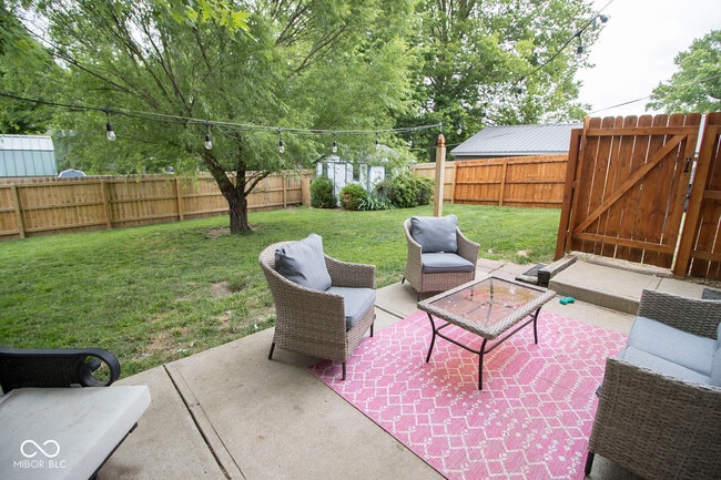 Building Photo - 113 E Indiana Ave