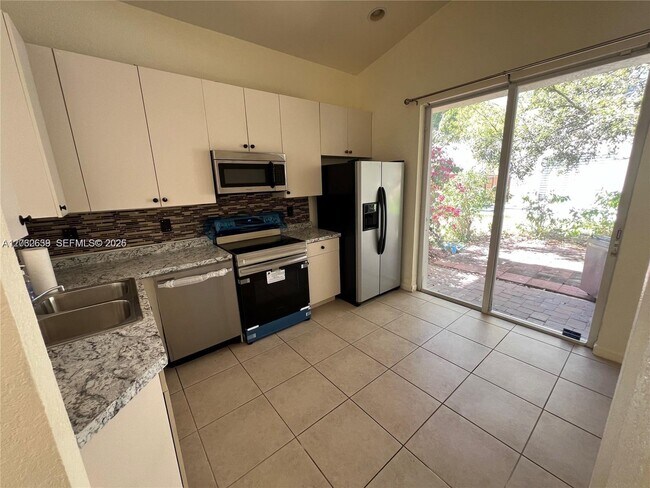 Building Photo - 2240 Portofino Ave