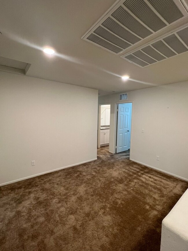 Building Photo - 5916 Sucre Pl