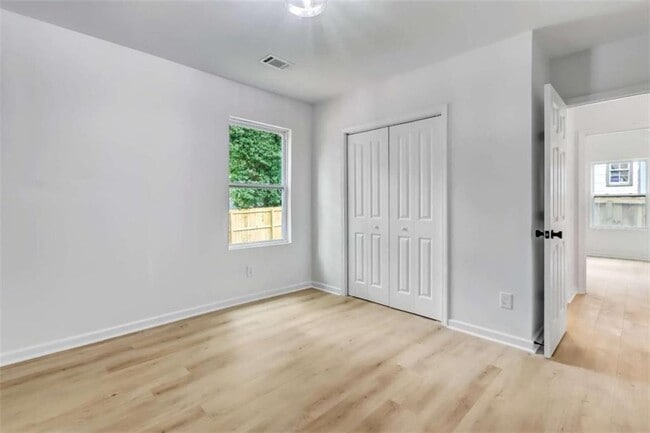 Building Photo - 1250 Byewood Ln SW