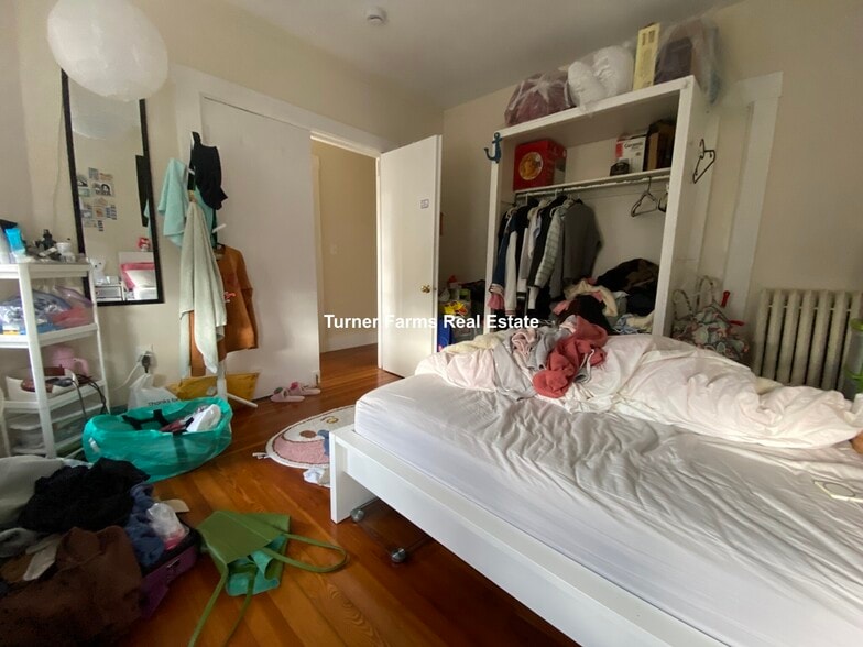 Building Photo - 300 Boston Ave