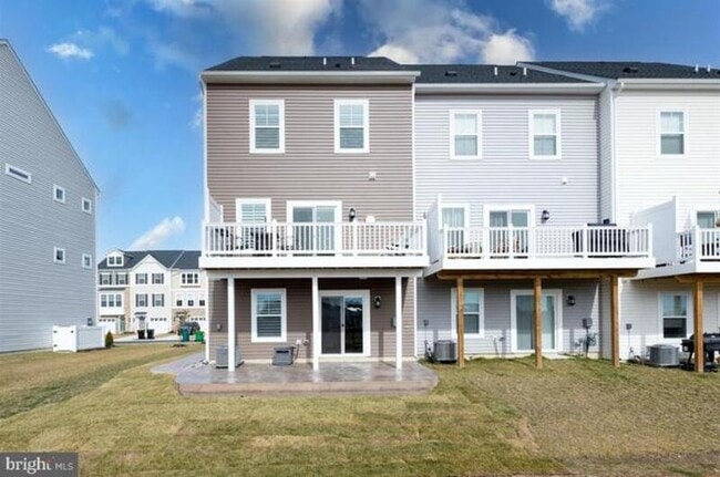 Building Photo - 35302 Wright Way