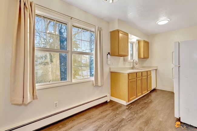 Building Photo - 2913 Telequana Dr