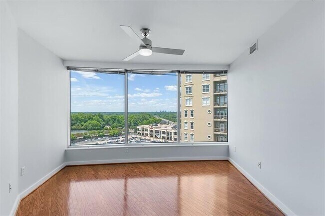 Building Photo - 3338 Peachtree Rd