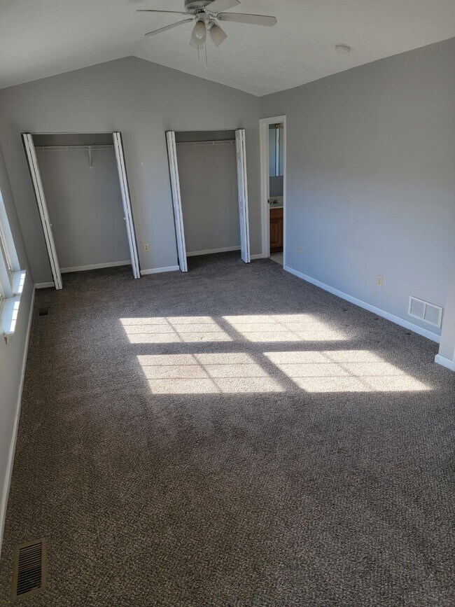 Building Photo - 801 Wingate Dr