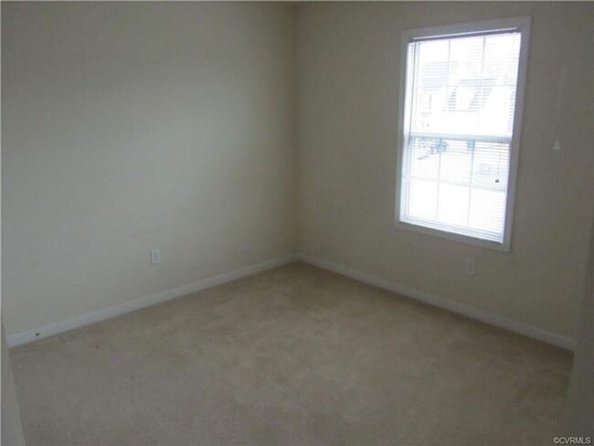 Building Photo - Beautiful West End 2-Story 4 Bedroom Colonial Home