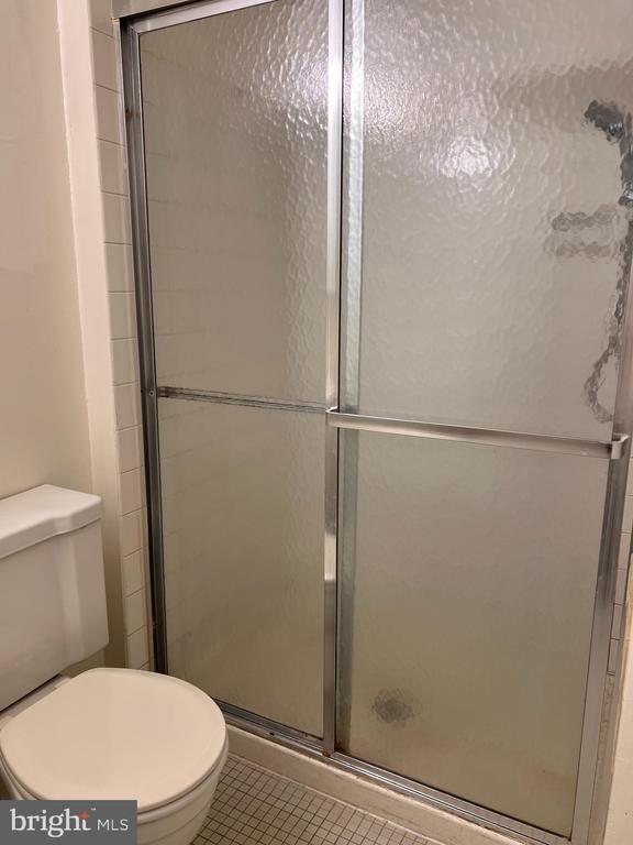 Building Photo - 329 Shawmont Ave