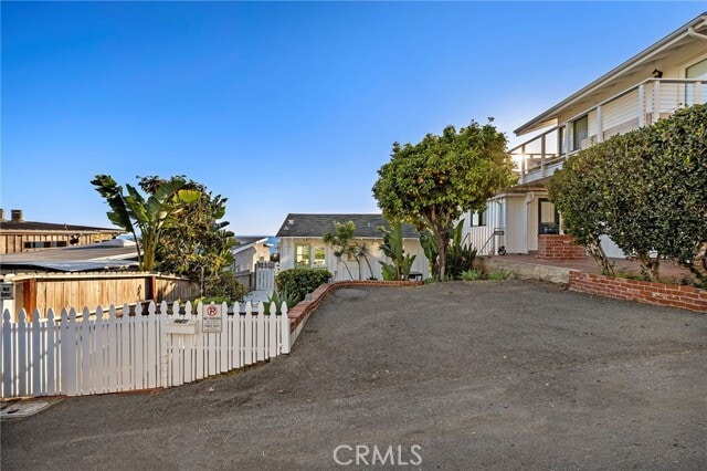 Building Photo - 2746 S Coast Hwy