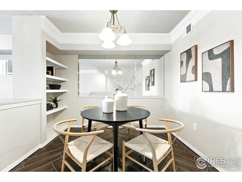 Dining Room - 1876 Mallard Dr