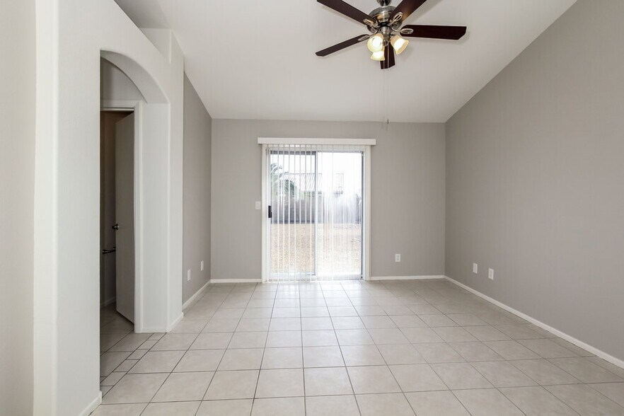 Building Photo - 8711 W Marconi Ave