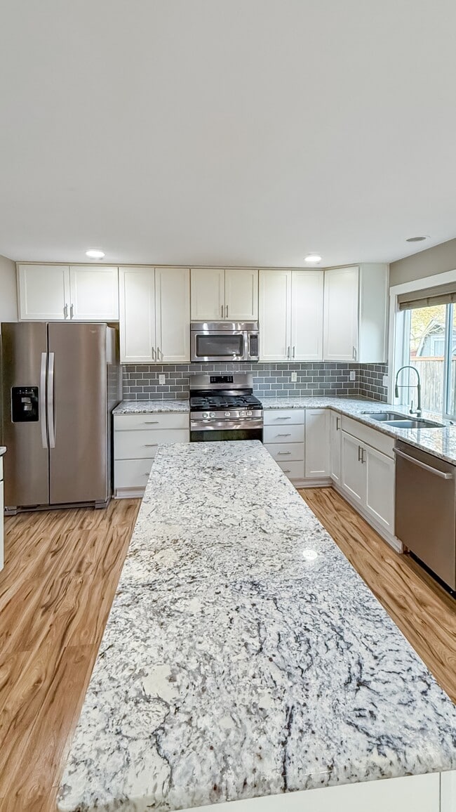 Building Photo - 23223 SE 262nd Ct