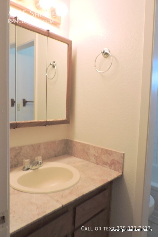Building Photo - 4035 Shinners Pl