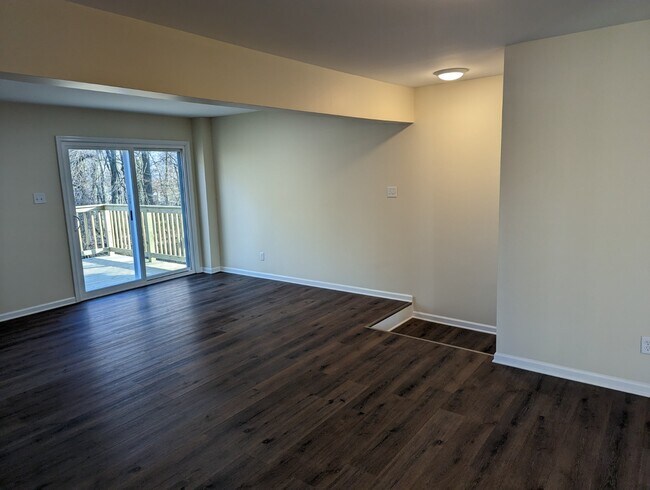 Building Photo - 1836 Perryville Rd