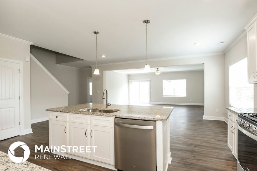 Building Photo - 2118 Moselle Dr