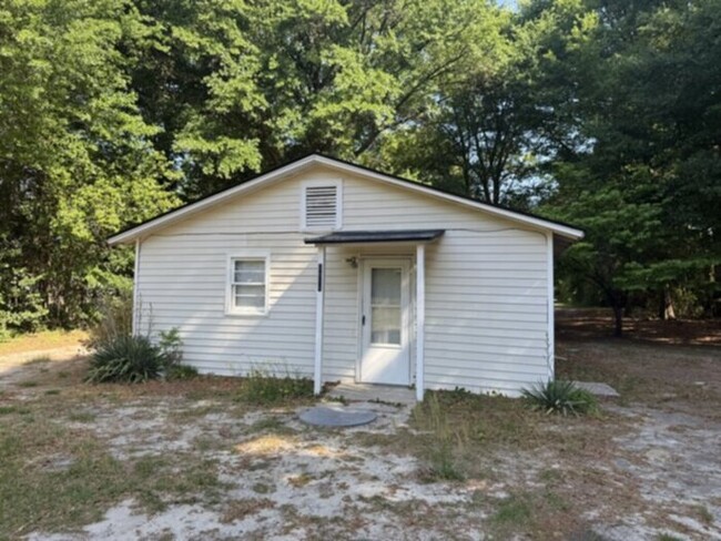 Primary Photo - 2654 Everitte St
