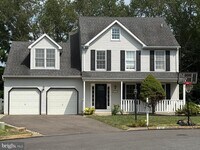 Building Photo - 706 Colin Ct