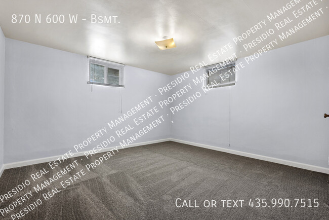 Building Photo - Cute vintage remodeled basement apartment