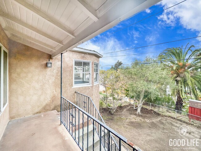 Building Photo - Beautiful 4BD/2.5 BA W/ Updated Bathrooms, A/C, and a Large Backyard in El Cerrito!
