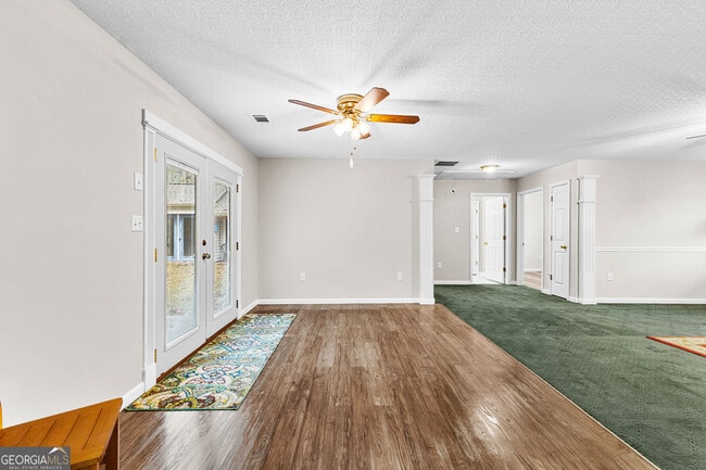 Building Photo - 3957 Tommy Lee Cook Rd