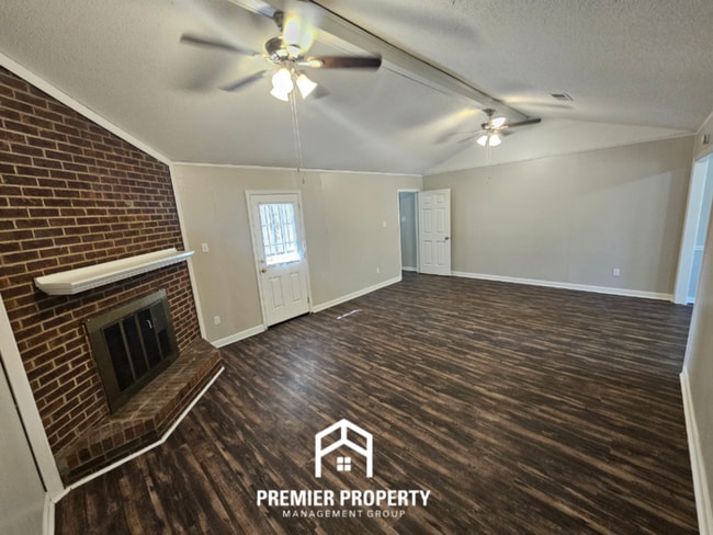 Building Photo - 6249 Midsummer Way