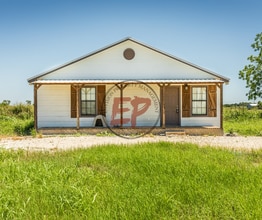 Building Photo - 649 Joy Lynn Rd