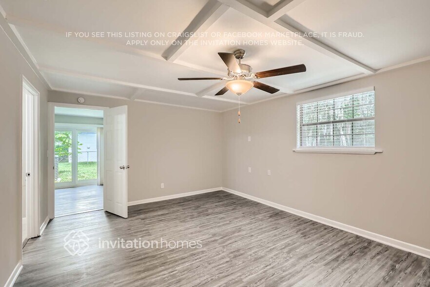 Building Photo - 1037 Mantes Ave