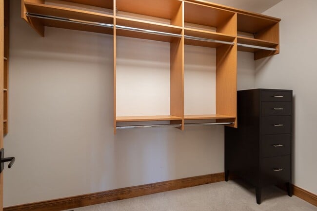 Building Photo - Stunning Furnished Estate in Pronghorn