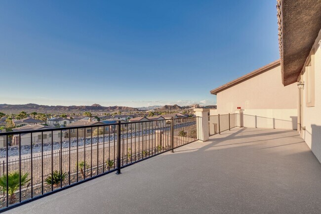 Building Photo - Welcome to your dream home located in the prestigious guard-gated community of Tuscany in Henderson!