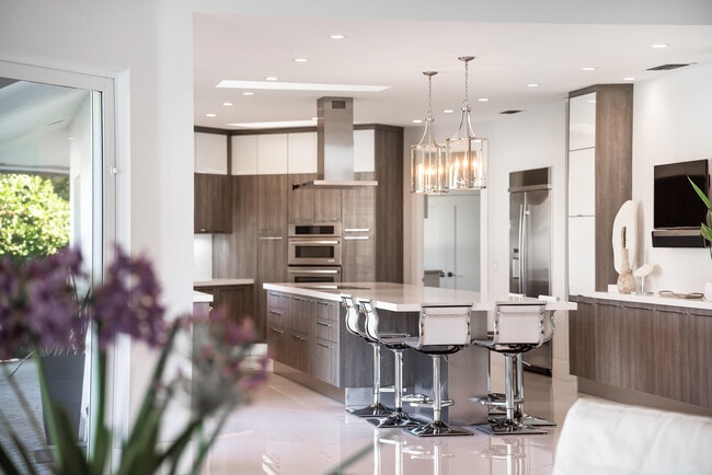 Building Photo - 3521 Glenwood Ct