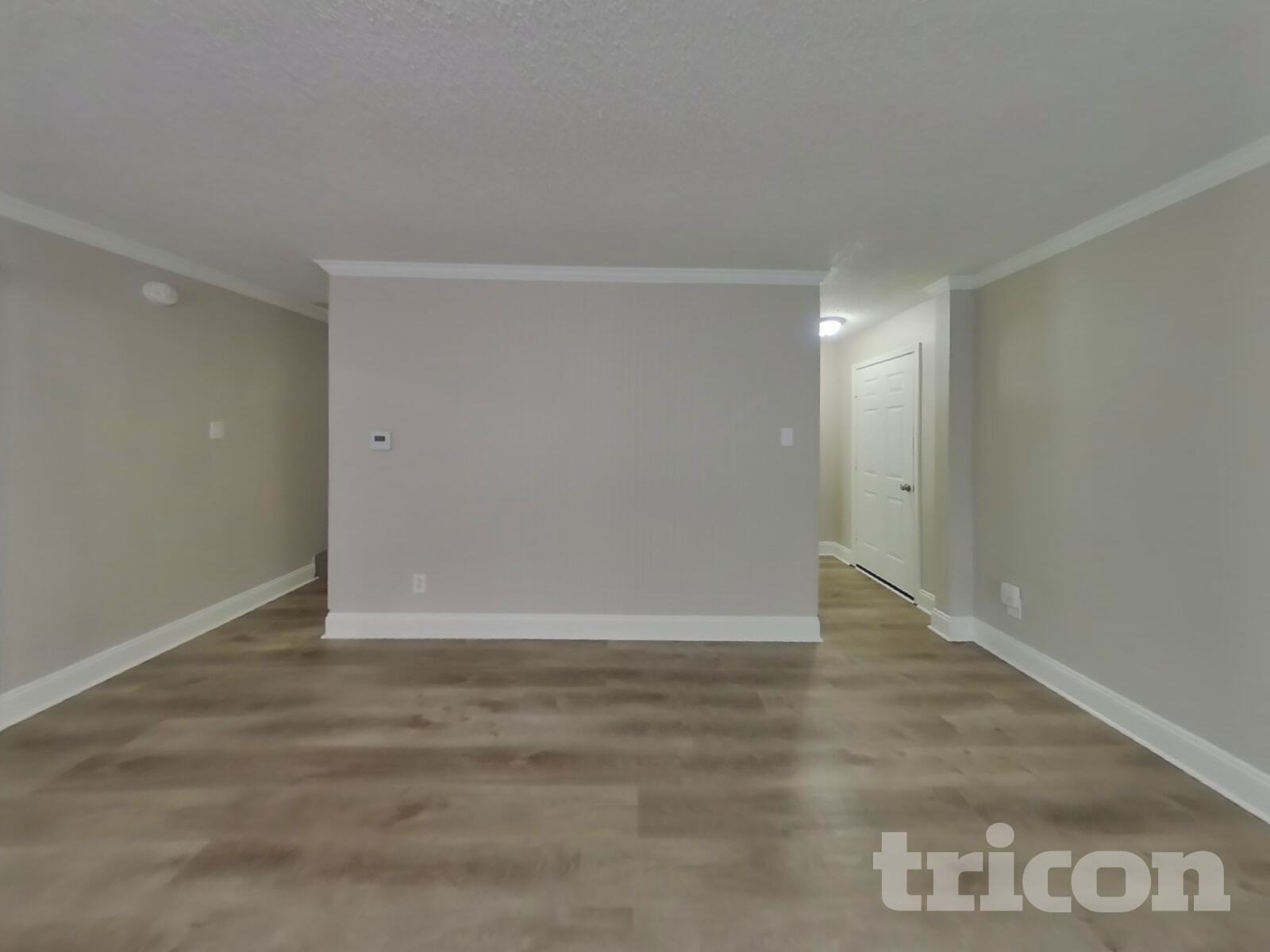 Building Photo - 4518 Connaught W Dr