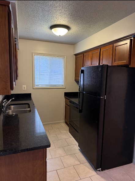 Building Photo - 1054 Fred W Moore Hwy