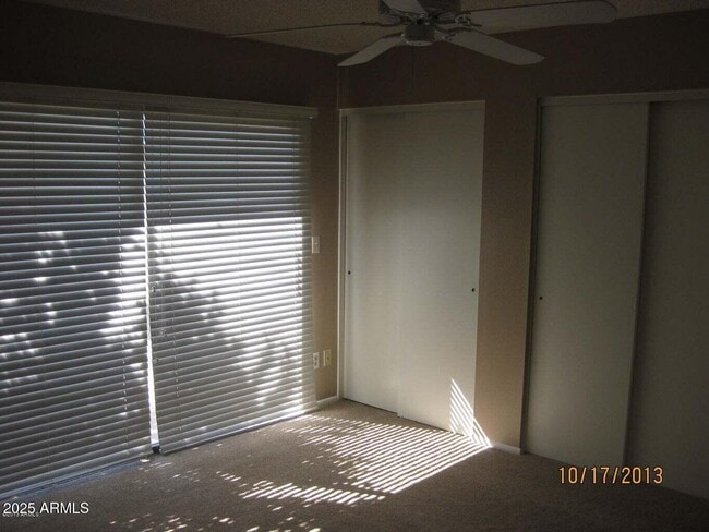 Building Photo - 1101 E Bluefield Ave