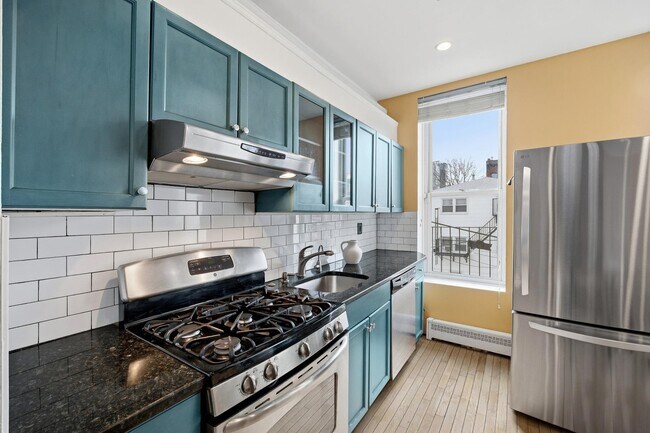 Building Photo - 201 Pavonia Ave