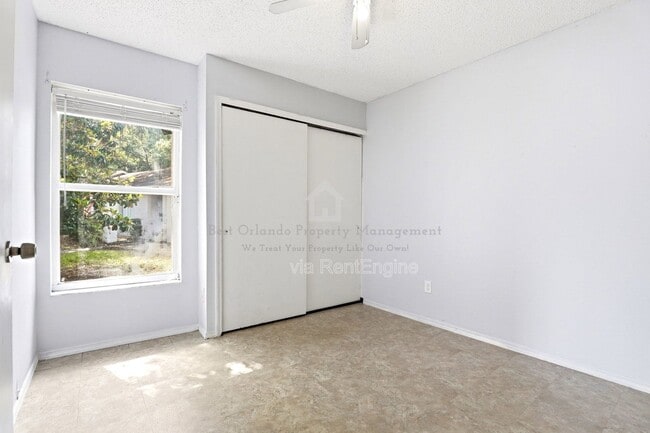 Building Photo - 917 Pebble Creek Cir