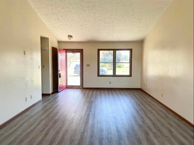 Building Photo - 4855 S Lost St