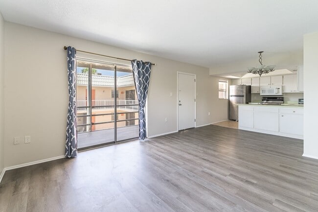 Building Photo - **25% OFF FIRST MONTHS RENT IF YOU OCCUPY ...