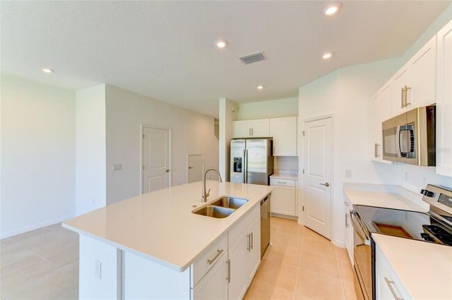 Building Photo - 5744 Haven Ter