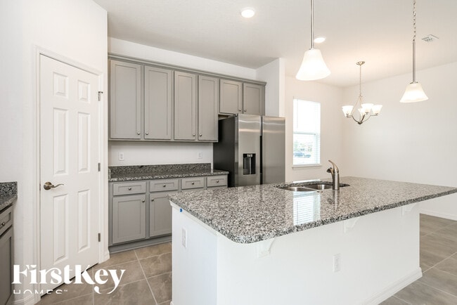 Building Photo - 1271 Ponca Rd