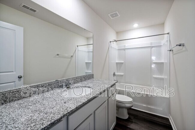 Building Photo - 3548 Bonita Grv Dr