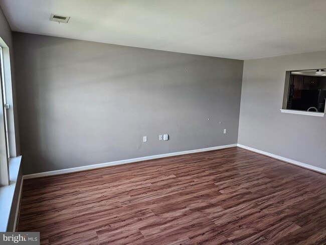 Building Photo - 136 Checko Court