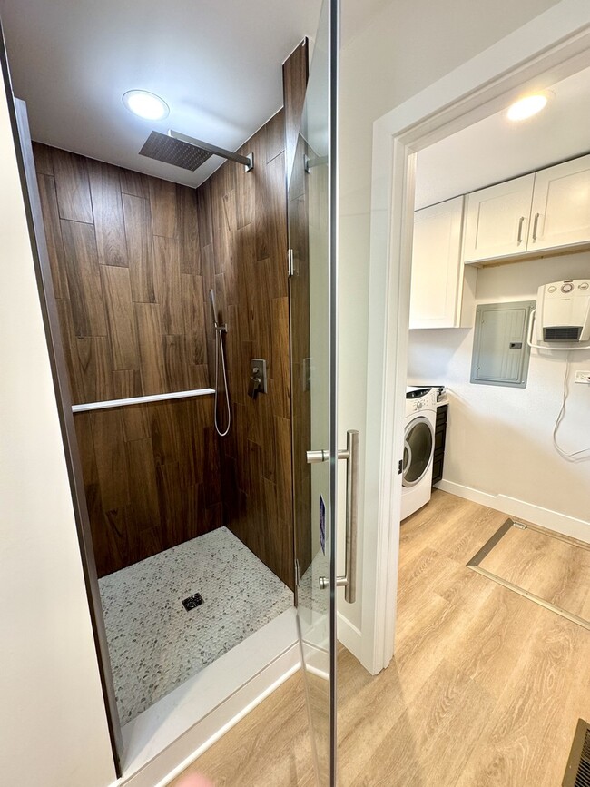 Building Photo - 2008 Kirchoff Rd