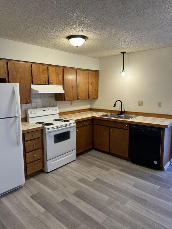 Building Photo - 207 Terrace Ave