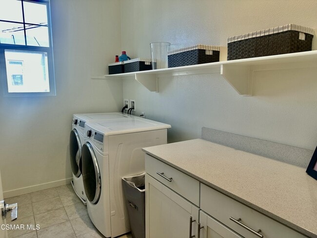 Building Photo - 139 Farmhouse Dr