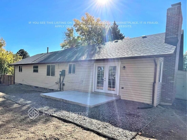 Building Photo - 10641 W 102nd Pl