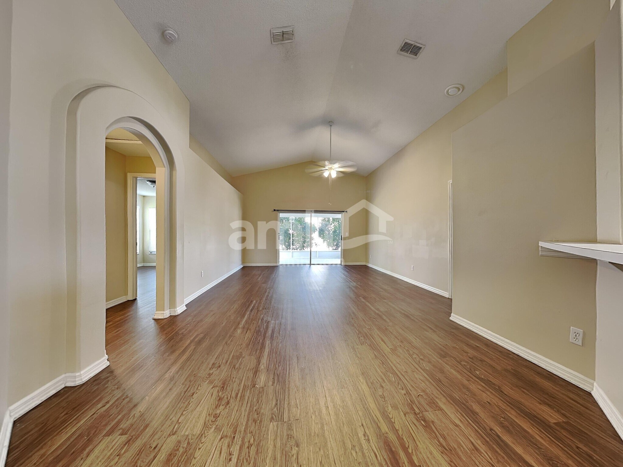 Building Photo - 1353 Crimson Clover Ln