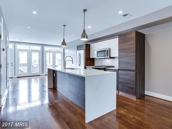 Building Photo - 1335 Childress St NE