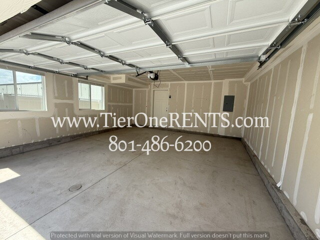 Building Photo - NO DEPOSIT option available for qualified renters with Obligo
